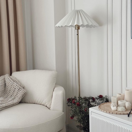 El Yapımı Pileli Lambader - Krem Başlık